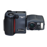 nikon coolpix 990 digital camera